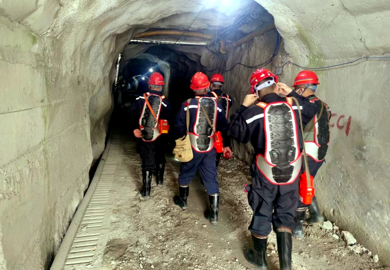 后瑶峪西沟铁矿｜建设一支能打胜仗的队伍