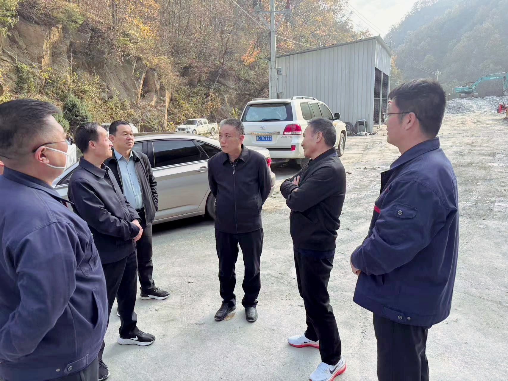 卢氏县委书记胡志权亲临双河金矿调研