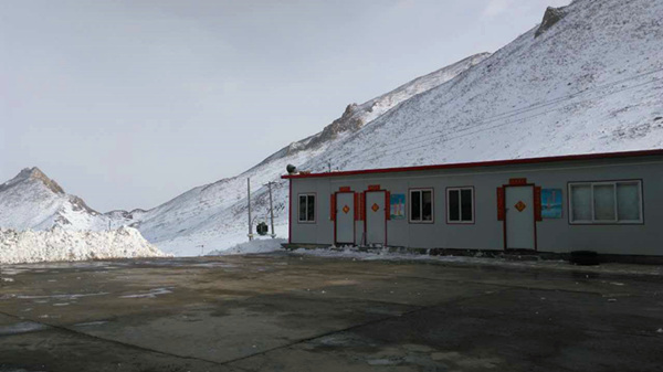 青海铜鑫矿业有限公司矿区下雪了