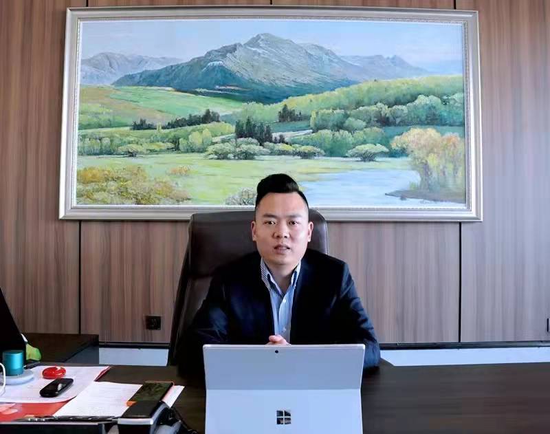 2022年新年寄语｜做永不止步的“攀登者”