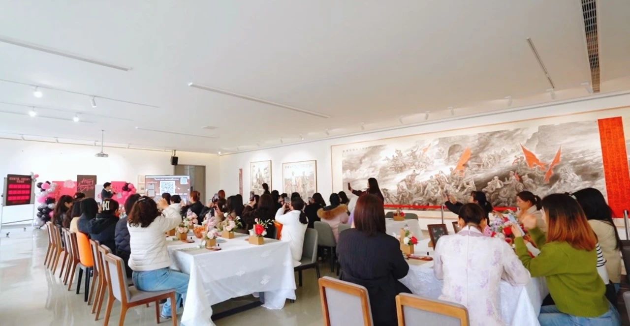 绽放她力量 闪耀女神节｜洛阳开元集团三八节仪式感拉满